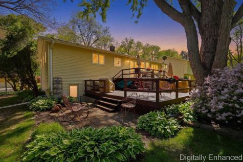 898 East Schirra Drive Palatine IL 60074
