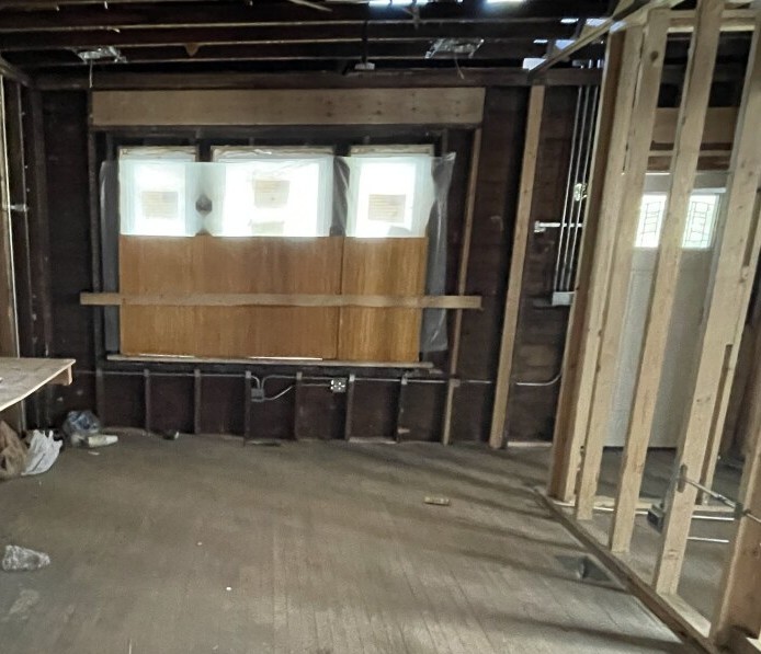 7821 South Oglesby Avenue Chicago IL 60649