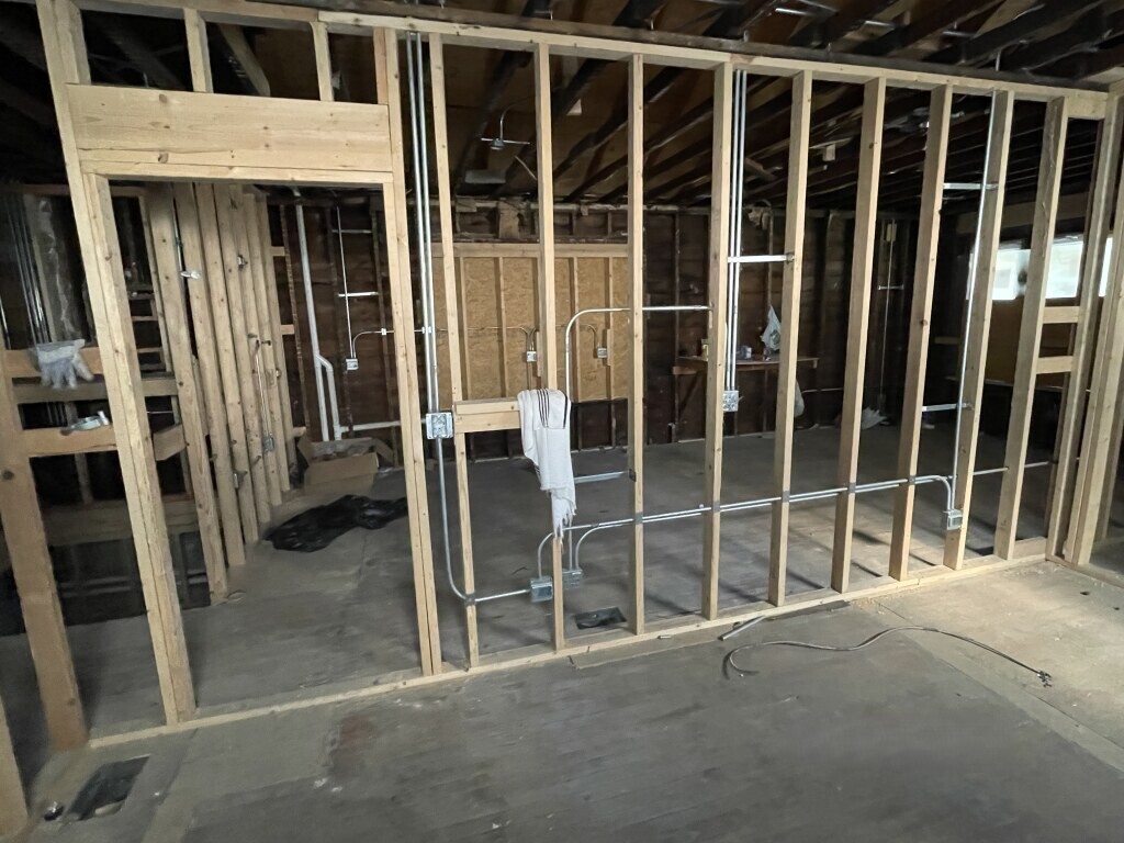 7821 South Oglesby Avenue Chicago IL 60649