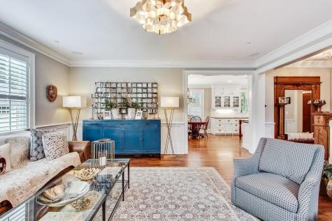 512 Meadow Lane Libertyville IL 60048