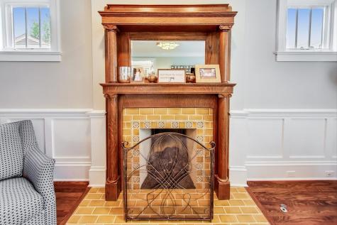 512 Meadow Lane Libertyville IL 60048