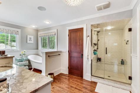 512 Meadow Lane Libertyville IL 60048