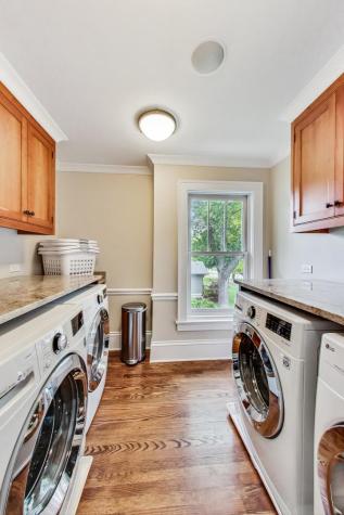 512 Meadow Lane Libertyville IL 60048
