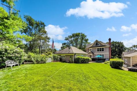 512 Meadow Lane Libertyville IL 60048
