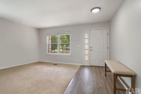 1334 Promontory Drive Pingree Grove IL 60140