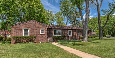 547 Reese Avenue East Dundee IL 60118