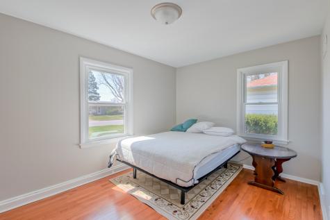 547 Reese Avenue East Dundee IL 60118