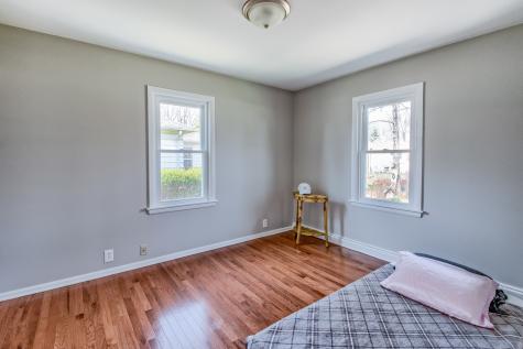 547 Reese Avenue East Dundee IL 60118