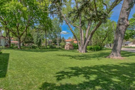 547 Reese Avenue East Dundee IL 60118