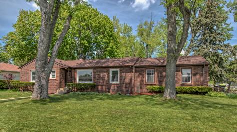 547 Reese Avenue East Dundee IL 60118