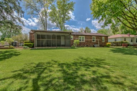 547 Reese Avenue East Dundee IL 60118