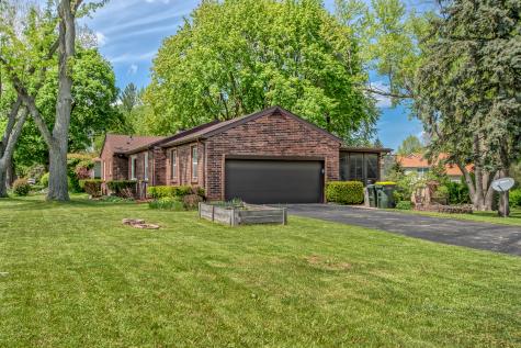 547 Reese Avenue East Dundee IL 60118