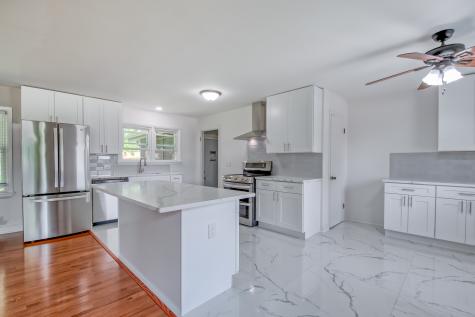 547 Reese Avenue East Dundee IL 60118