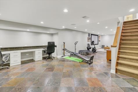 7 Sorrel Court Lemont IL 60439