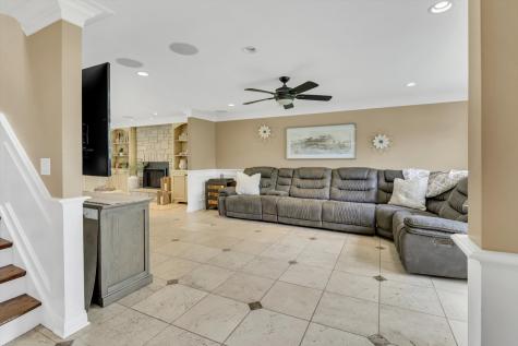 7 Sorrel Court Lemont IL 60439