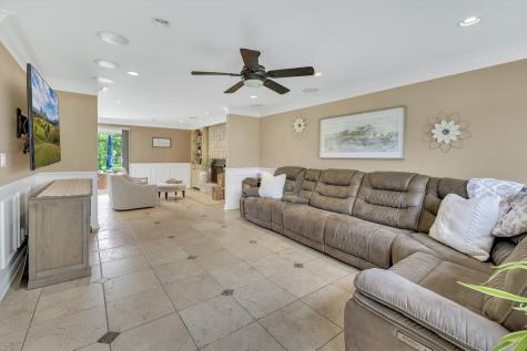 7 Sorrel Court Lemont IL 60439