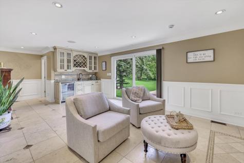 7 Sorrel Court Lemont IL 60439