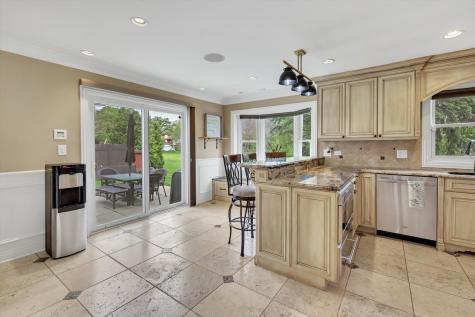 7 Sorrel Court Lemont IL 60439