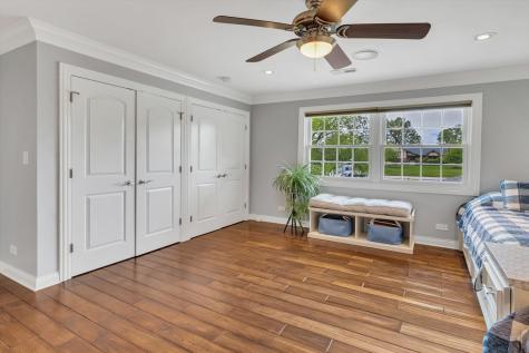 7 Sorrel Court Lemont IL 60439