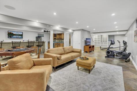 7 Sorrel Court Lemont IL 60439
