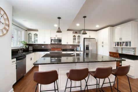 7141 North Kedvale Avenue Lincolnwood IL 60712