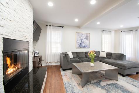 7141 North Kedvale Avenue Lincolnwood IL 60712