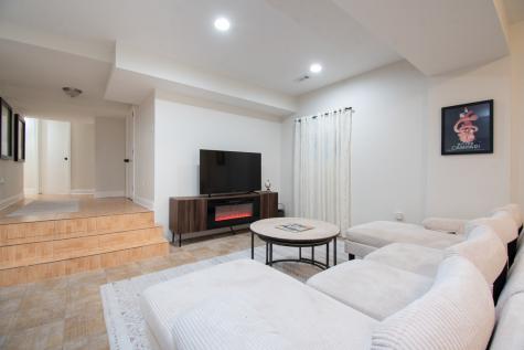 7141 North Kedvale Avenue Lincolnwood IL 60712