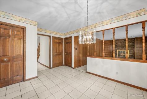 2318 Sudbury Lane Geneva IL 60134