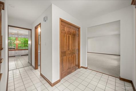 2318 Sudbury Lane Geneva IL 60134