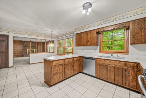 2318 Sudbury Lane Geneva IL 60134