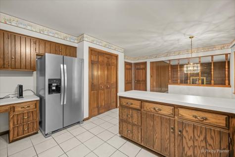 2318 Sudbury Lane Geneva IL 60134