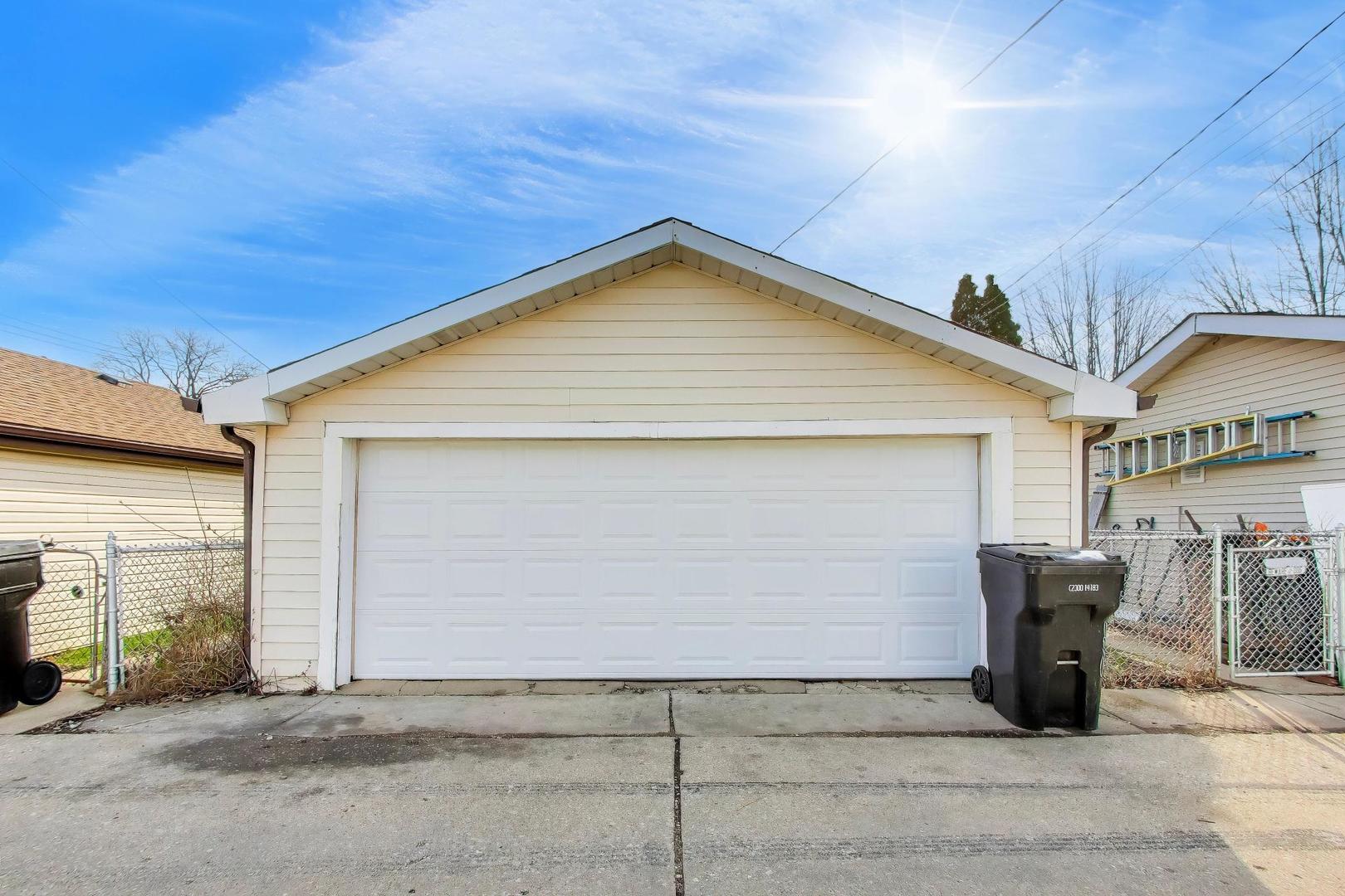 5854 South Mason Avenue Chicago IL 60638