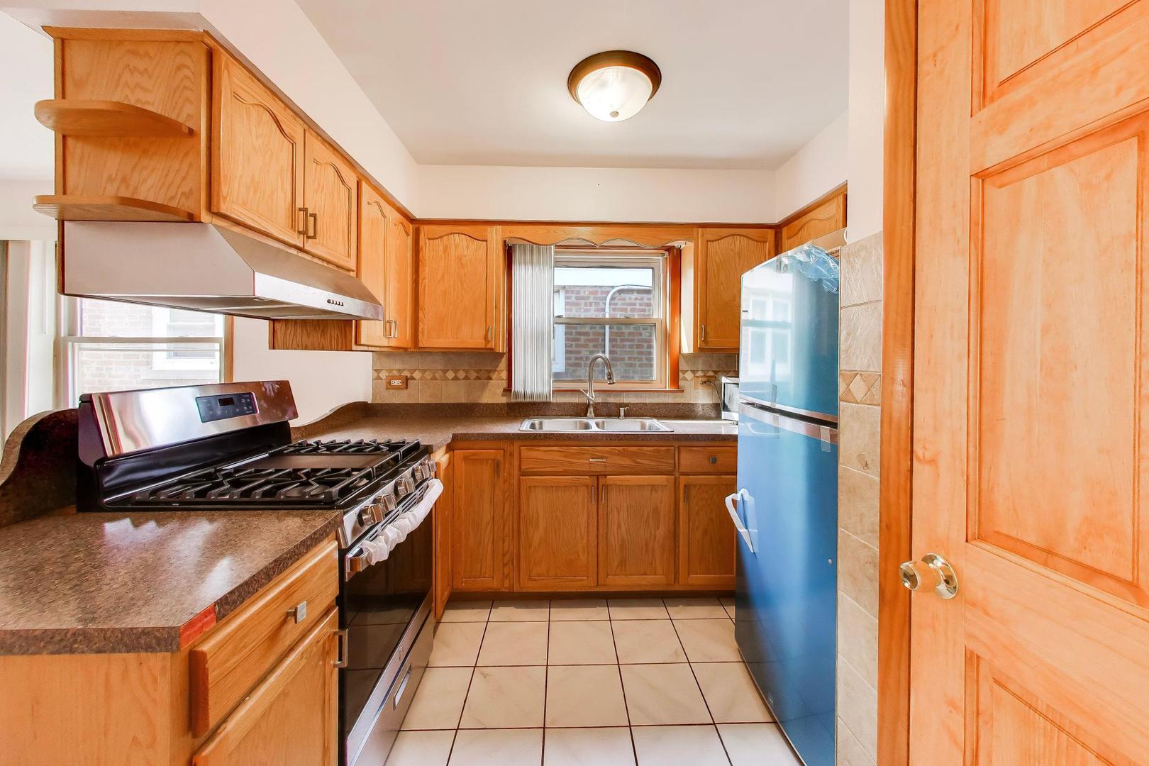 5854 South Mason Avenue Chicago IL 60638