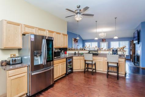 604 East 154th Street Phoenix IL 60426