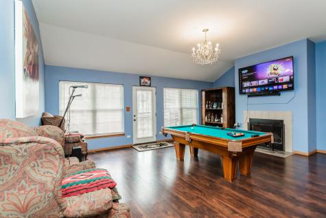 604 East 154th Street Phoenix IL 60426