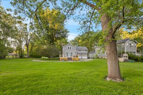 1418 Winaki Trail Algonquin IL 60102
