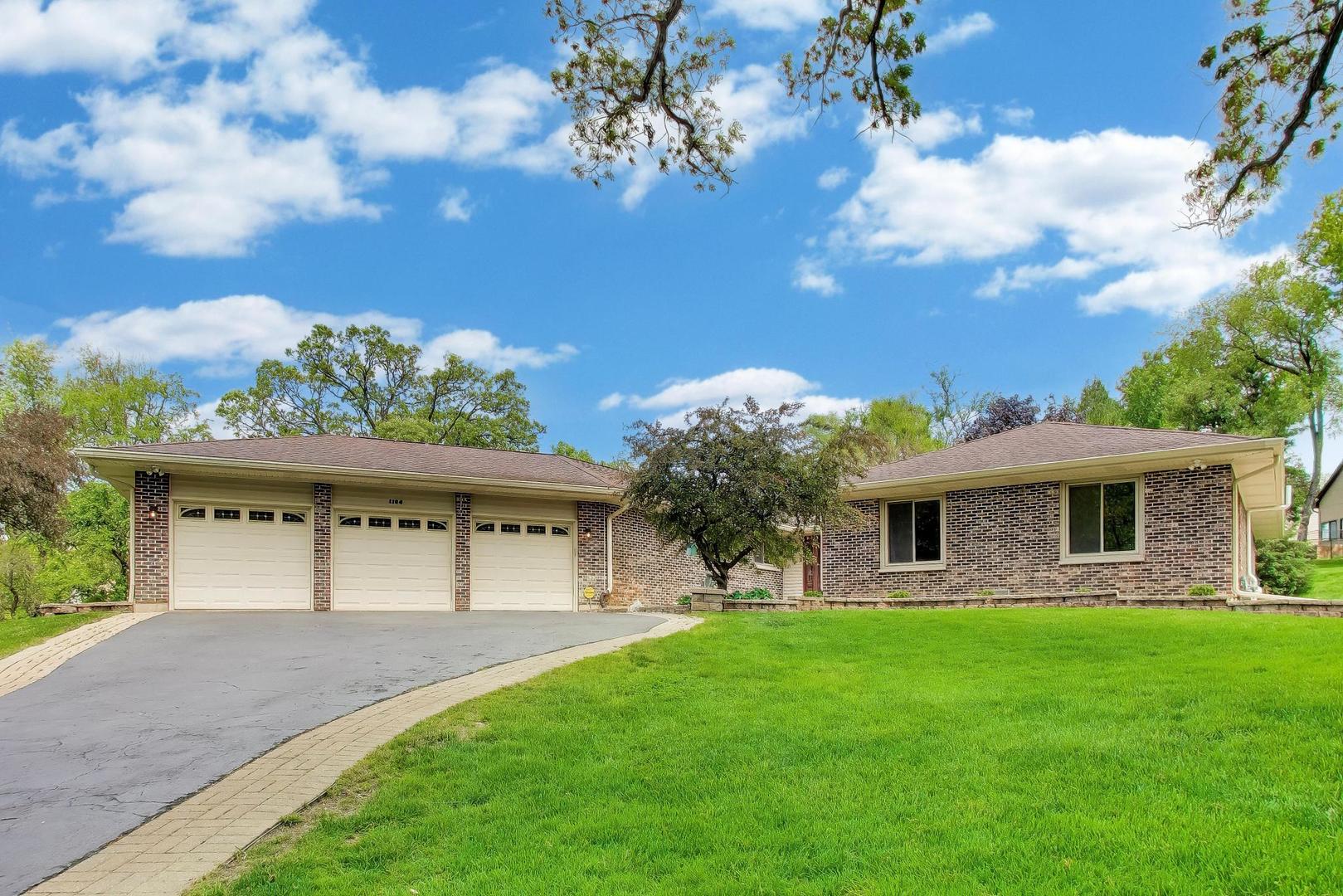 1104 Nottingham Lane Elgin IL 60120