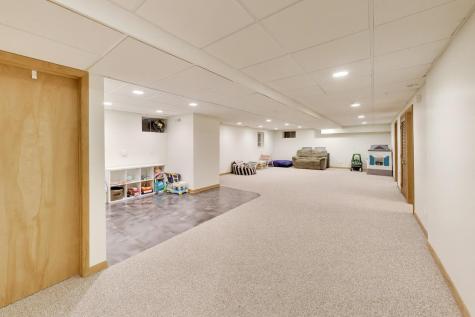 1104 Nottingham Lane Elgin IL 60120