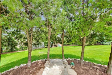 1104 Nottingham Lane Elgin IL 60120