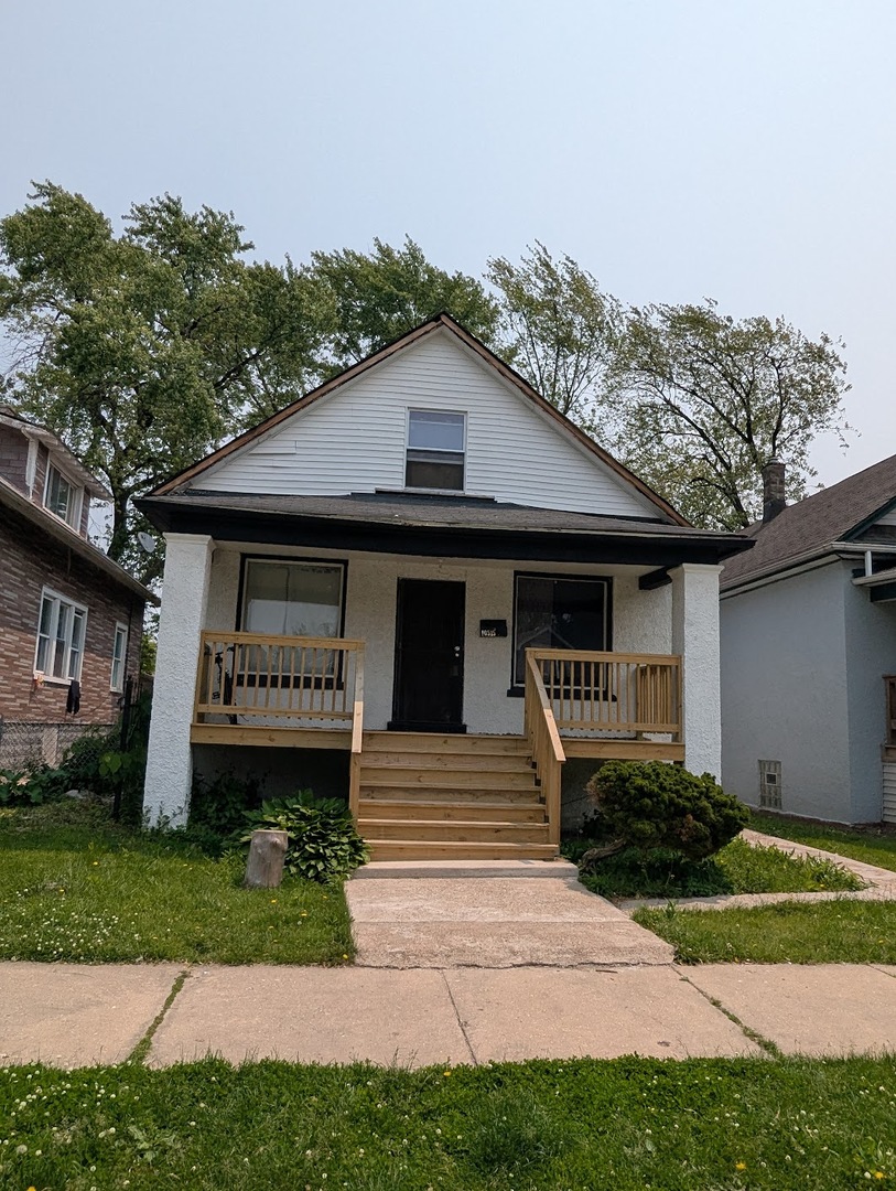 10515 South Perry Avenue Chicago IL 60628