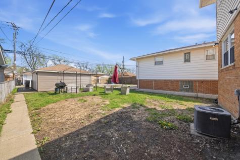 11603 South Loomis Street Chicago IL 60643