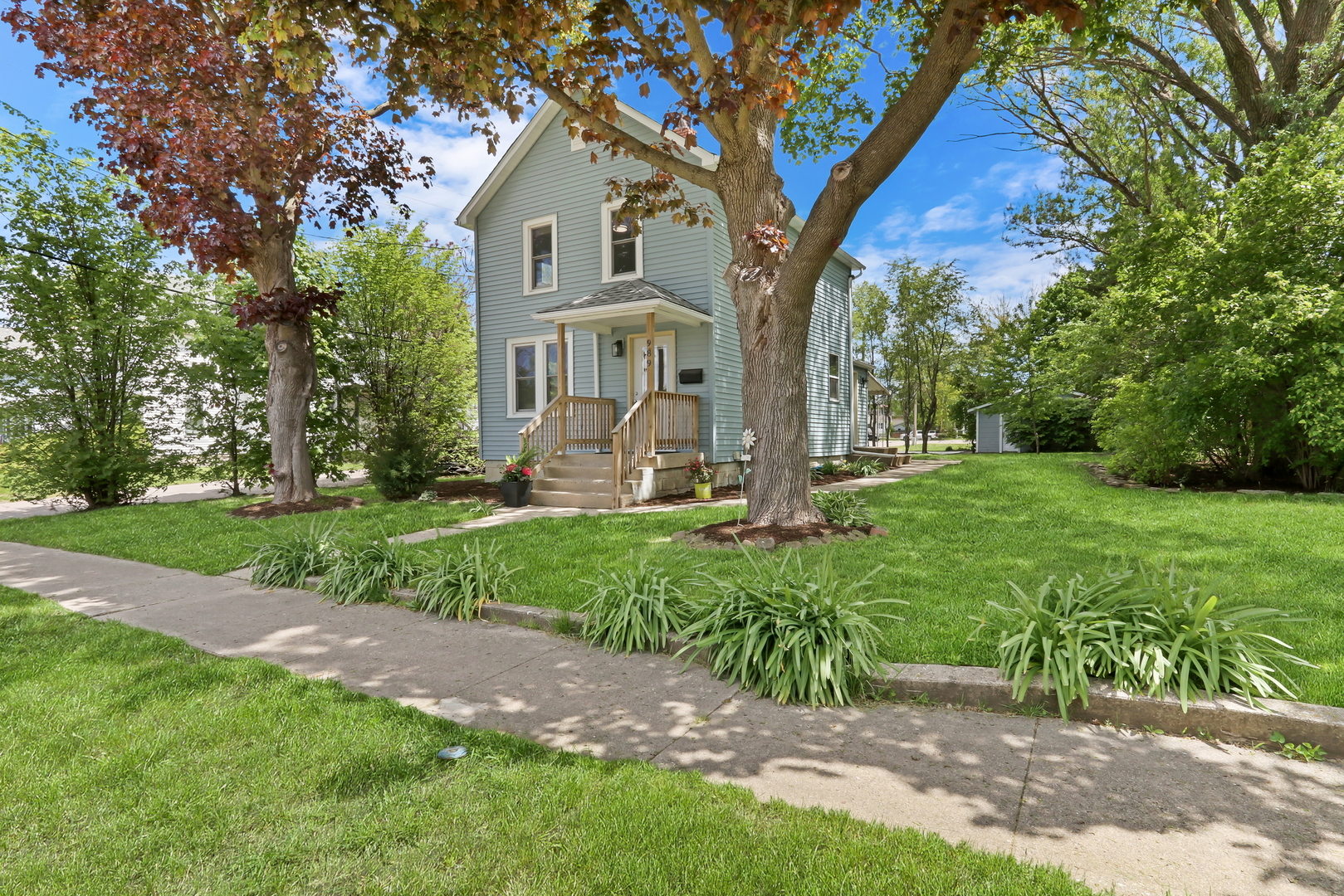 989 Victoria Street Antioch IL 60002