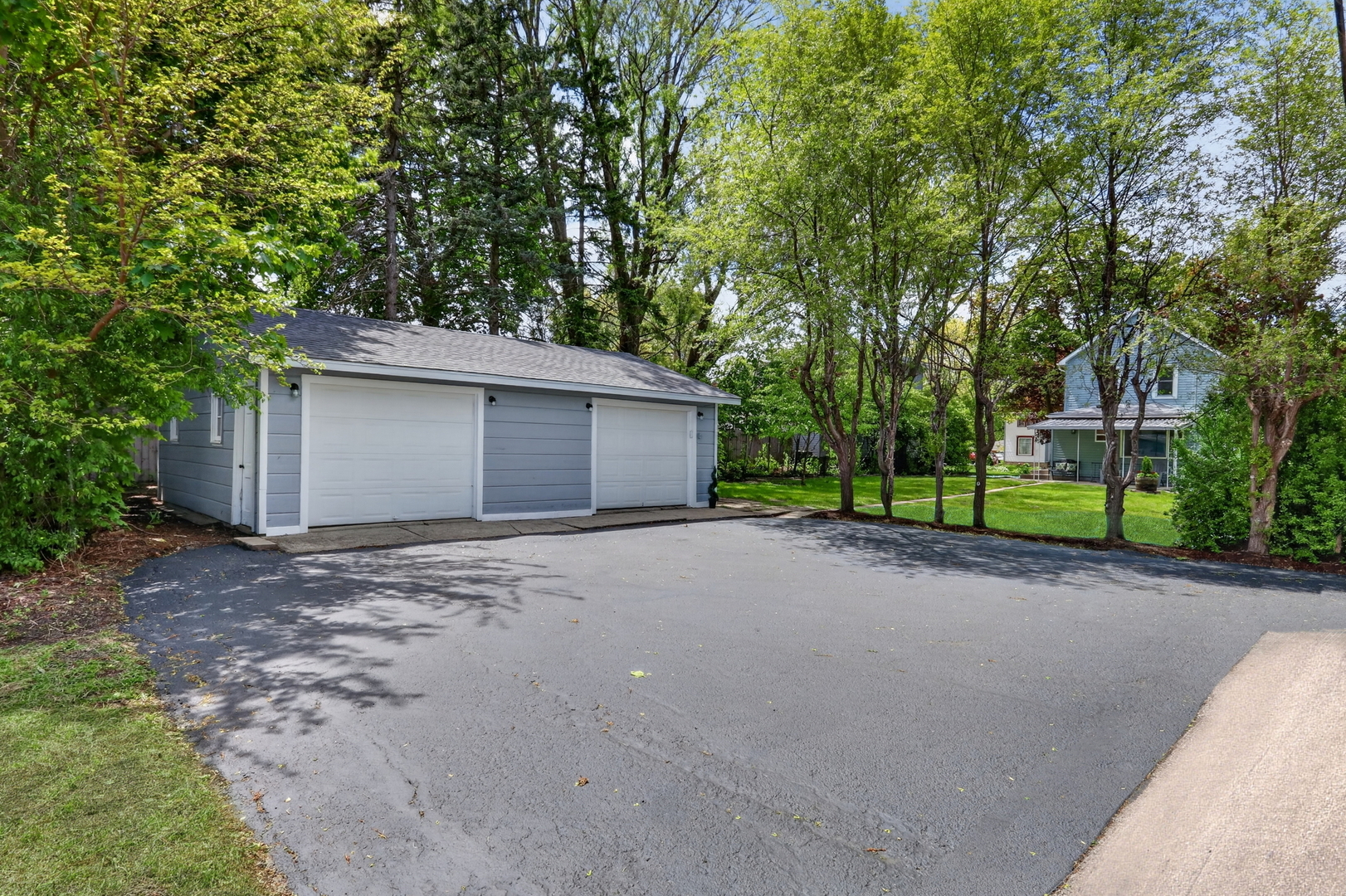 989 Victoria Street Antioch IL 60002