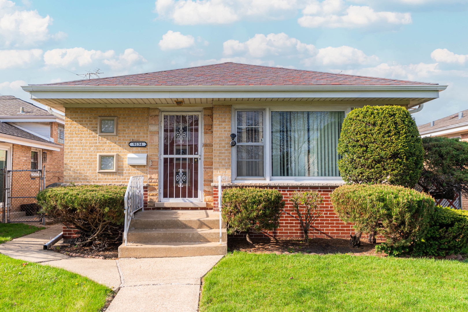 9134 Chestnut Avenue Franklin Park IL 60131