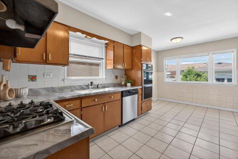 9134 Chestnut Avenue Franklin Park IL 60131