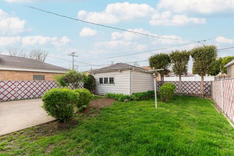9134 Chestnut Avenue Franklin Park IL 60131