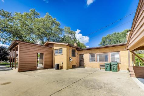 315 North Drury Lane Arlington Heights IL 60004