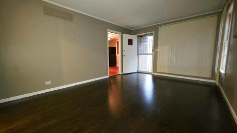 51 50TH Avenue Bellwood IL 60104