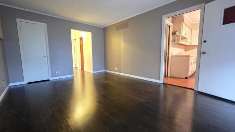 51 50TH Avenue Bellwood IL 60104