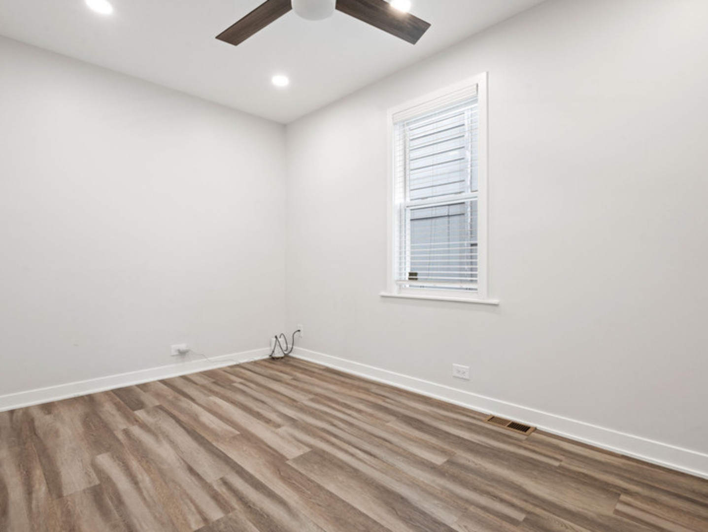 6049 West School Street Chicago IL 60634